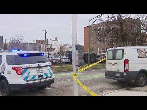 Chicago neighbors and customers react to shooting during robbery