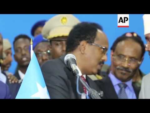 Farmajo sworn in as new President of Somalia