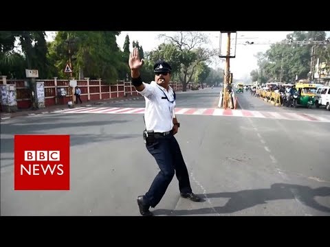 Pop and lock traffic cop - BBC News