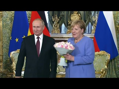 Merkel wirbt in Moskau f&uuml;r Dialog mit Russland | AFP