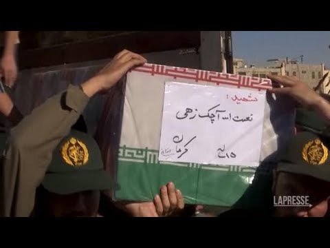 Iran, esplosioni a Kerman: i funerali delle 89 vittime