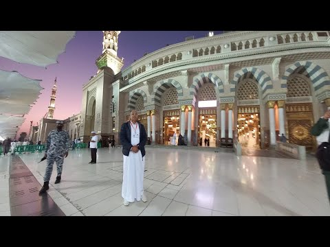 لقطات من قبر الرسول صلى الله عليه وسلم وقبري صاحبيه رضي الله عنهما بالمدينة المنورة