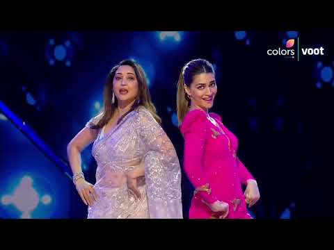 Madhuri Dixit and Kriti Sanon's GRACEFUL performance on 'Badi Mushkil' steals hearts