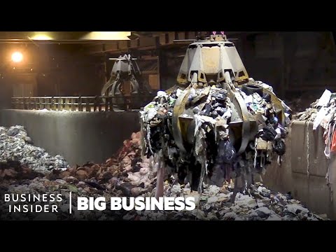 What Happens To NYC&rsquo;s 3.2 Million Tons Of Trash | Big Business | Business Insider