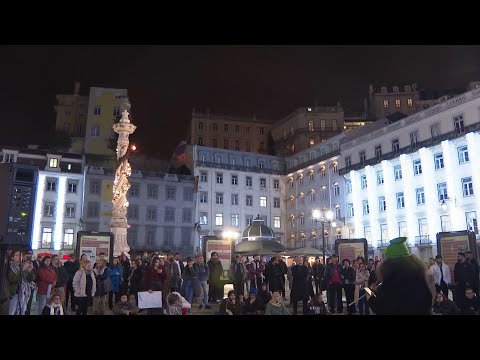 Lisbon residents gather in a vigil in solidarity with Palestinians