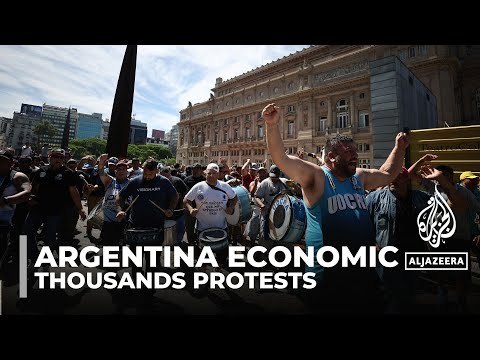 Argentina economic turmoil: Thousands protest planned reforms by president