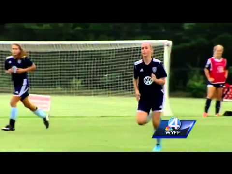 VIDEO: Upstate Soldier dad surprises daughter at soccer game