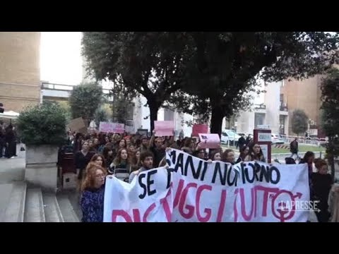 Corteo per Giulia Cecchettin: studenti in marcia alla Sapienza di Roma