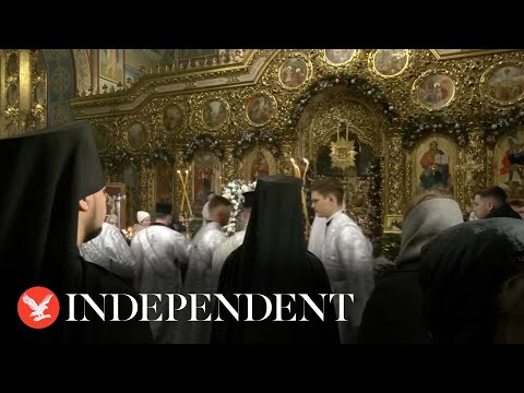 Live: Kyiv Orthodox cathedral holds Christmas eve service