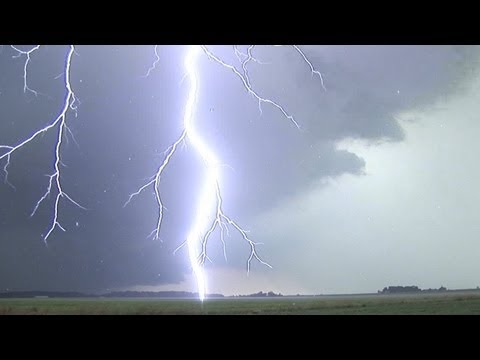 EXTREME Close Lightning in HD compilation!  Loud thunder!