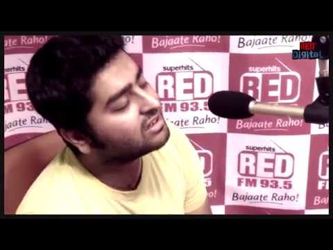 Arijit Singh performs Muskurane from City Lights