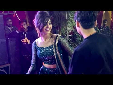 Ankhiyon Se Goli Mare ||Dulhe Raja |Dance Video| Govinda, Raveena Tandon Dance Cover by Tanya Mishra