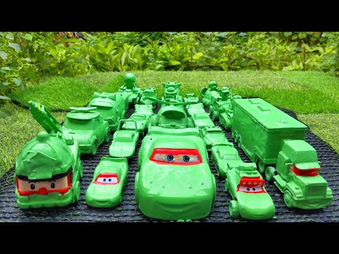 Clean up muddy minicars &amp; disney car convoys! Play in the garden