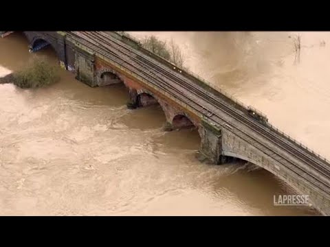 Alluvione in Regno Unito: disastro nelle Midlands