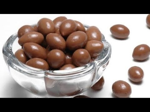 Homemade Cadbury Nutty Chocolate Recipe।How to make Chocolate Costed Almond।Christmas treats।