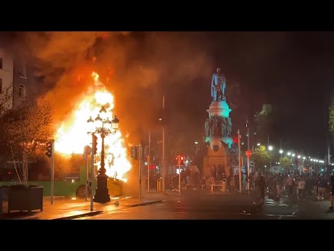 Riots erupt in Dublin after children stabbed