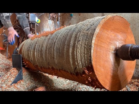 Woodturning. Skills for Working with a Red Wood Lathe - Techniques for Turning Giant Red Wood