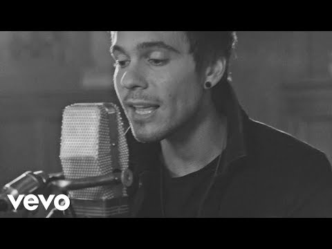 Matthew Koma - Kisses Back (Acoustic)