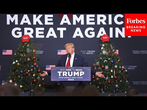 Trump: 'We Say Merry Christmas!'