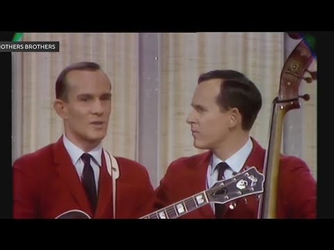 Tom Smothers, half of iconic Smothers Brothers musical comedy duo, dies at 86