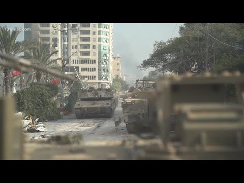 New footage shows Israeli troops on ground in Gaza as forces take government buildings | Israel-Hama