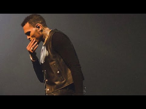 Chris Brown - Monalisa Live @ Dubai (CocaColaArena)