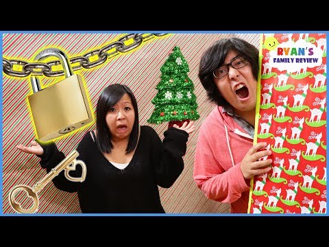 Toy Master Escape the Christmas Box Fort Maze Room Challenge!!!