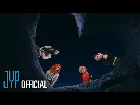 ITZY &quot;Mr. Vampire&quot; M/V 