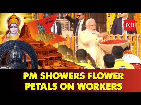 Viral Video of PM Modi showering Rose Petals on Ram Mandir Construction Workers in Ayodhya Temple