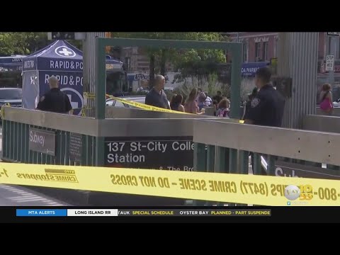 15-year-old charged in subway stabbing death of 14-year-old