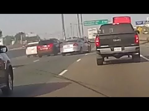 Toronto Stupid Drivers Highway 401 ONTARIO CANADA