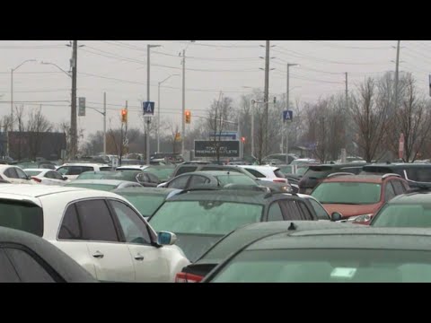 Kilometers of traffic buildup for Boxing Day deals in Milton