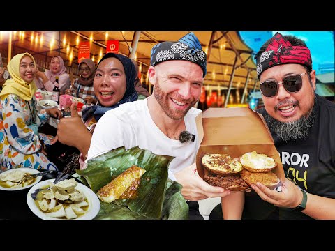 Indo Breakfast Street Food Tour in Bandung, Indonesia! ??