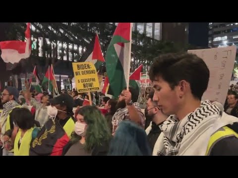 Biden's APEC arrival met with protesters demanding Gaza ceasefire