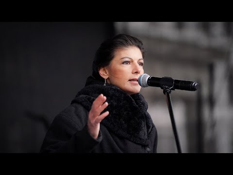 Rede von Sahra Wagenknecht beim &quot;Aufstand f&uuml;r Frieden&quot; in Berlin