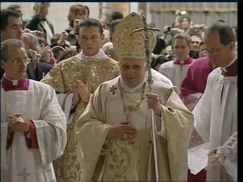 Messa del Natale 24 dicembre 2007. Benedetto XVI