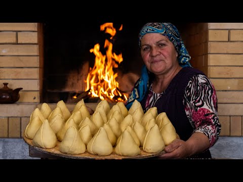 Delicious Homemade Samsa: How to Bake Meat Buns from Scratch