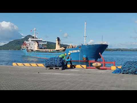 Unang foriegn vessel na dumating sa 2024...