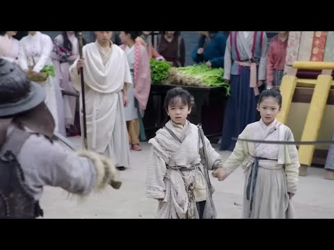 Wuxia Film:Surrounded by skilled masters, the kid takes them down with his exceptional martial arts.