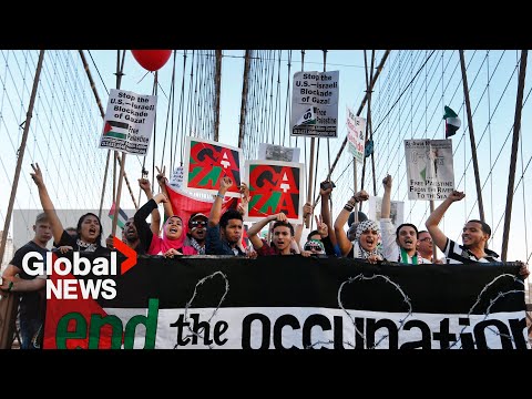 Protesters flood New York&amp;rsquo;s Grand Central, Brooklyn bridge demanding Gaza ceasefire