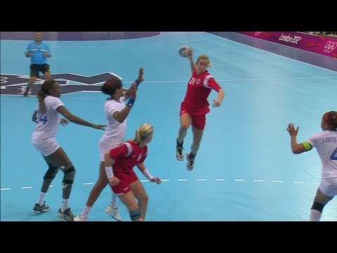 Women's Handball Group B Match - Norway v France | London 2012 Olympics