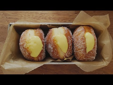 Vanilla custard cream filled doughnut | Honeykki 꿀키