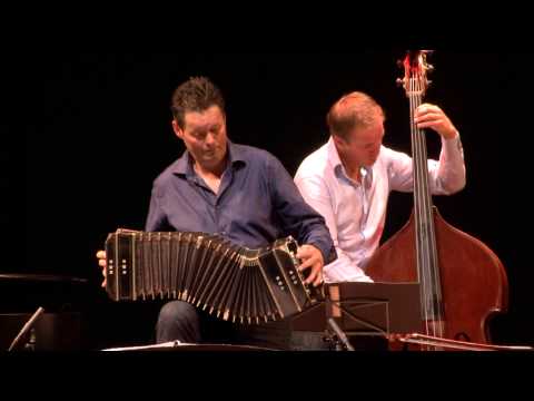 Il Postino - Lu&amp;iacute;s Bacalov - played by Carel Kraayenhof Ensemble