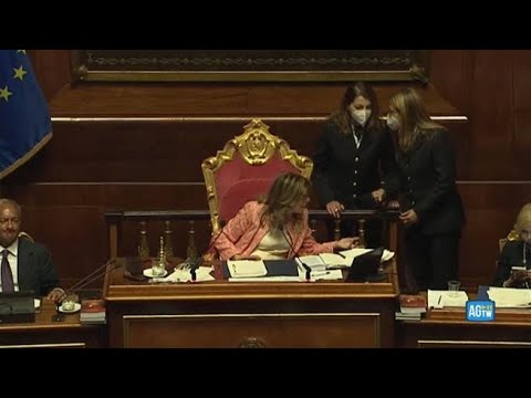 Governo, il fuori onda di Casellati: &laquo;Mancher&agrave; il numero legale&raquo;