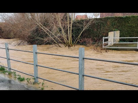 &quot;On est &agrave; bout&quot;, dans le Pas-de-Calais, le retour des inondations d&eacute;sesp&egrave;re les habitants