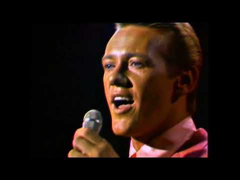 Righteous Brothers - Unchained Melody [Live - Best Quality] (1965)