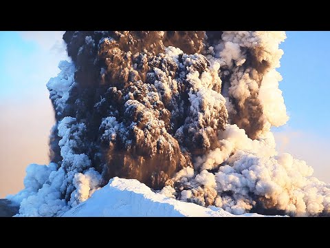 Top 10 Volcano Eruptions Caught On Camera