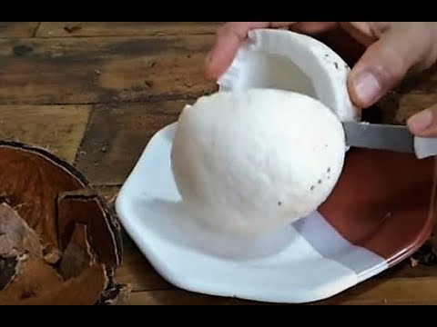 Dried coconut: peel and peel fruit easily