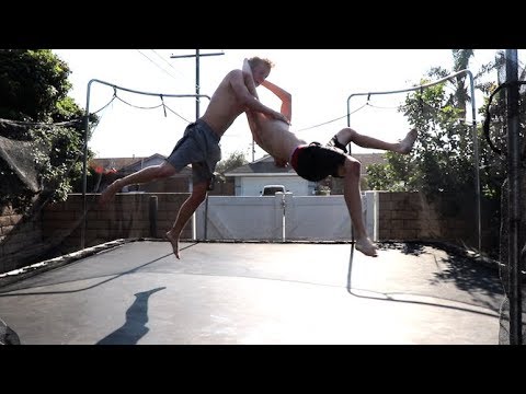 WWE - Randy Orton vs Batista (Trampoline)