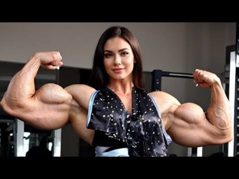 GIRLS WITH BIG BICEPS